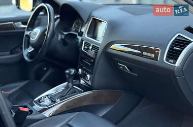 Позашляховик / Кросовер Audi Q5 2016 в 