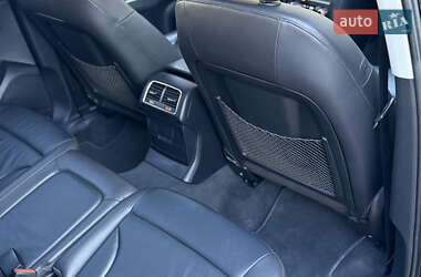 Позашляховик / Кросовер Audi Q5 2016 в 