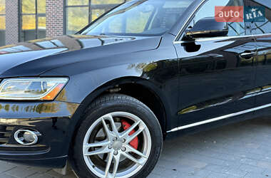 Позашляховик / Кросовер Audi Q5 2016 в 