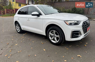 Позашляховик / Кросовер Audi Q5 2021 в  фото 9 Позашляховик / Кросовер Audi Q5 2021 в