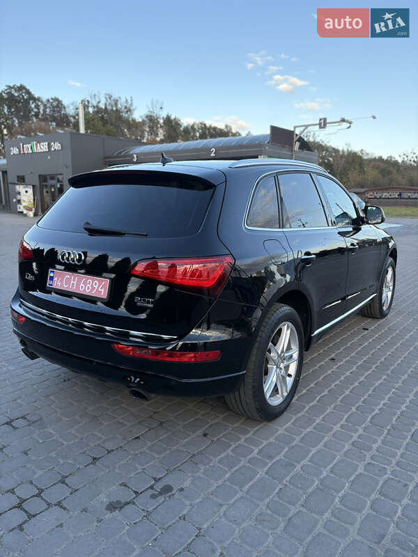 Позашляховик / Кросовер Audi Q5 2017 в Львові