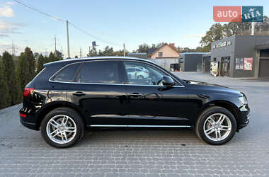 Внедорожник / Кроссовер Audi Q5 2017 в 