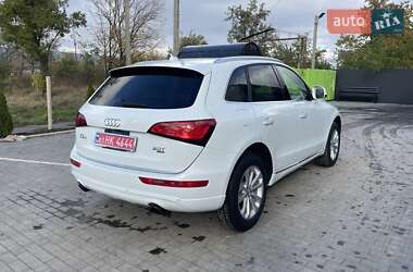 Позашляховик / Кросовер Audi Q5 2015 в 