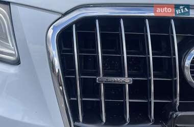 Позашляховик / Кросовер Audi Q5 2015 в 