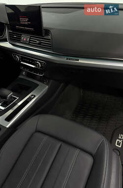 Внедорожник / Кроссовер Audi Q5 2023 в 