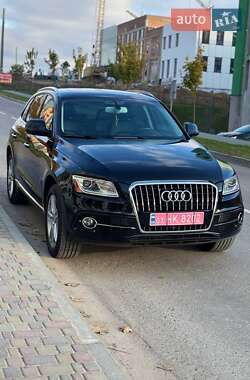 Позашляховик / Кросовер Audi Q5 2015 в 