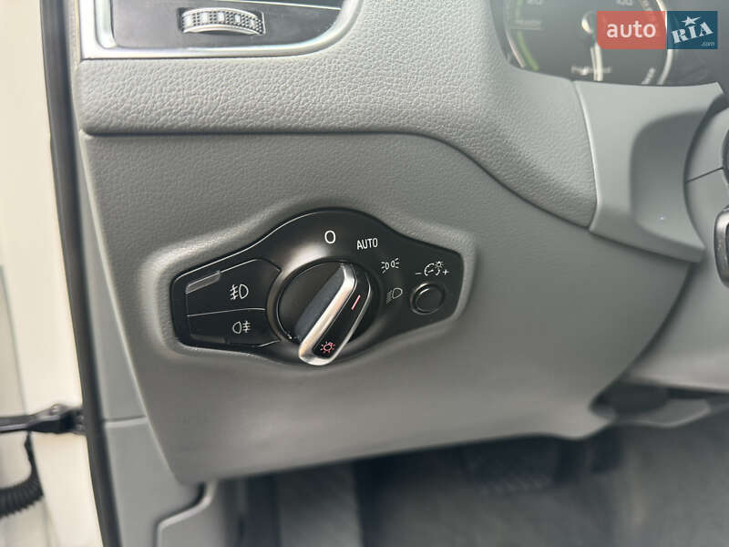 Внедорожник / Кроссовер Audi Q5 2012 в Дубно фото 38 Внедорожник / Кроссовер Audi Q5 2012 в Дубно