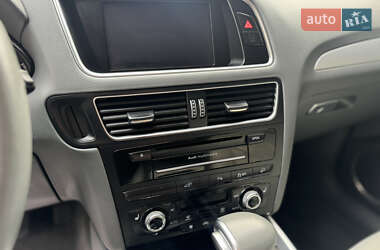 Позашляховик / Кросовер Audi Q5 2012 в  фото 43 Позашляховик / Кросовер Audi Q5 2012 в