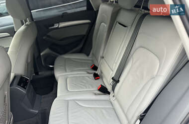 Позашляховик / Кросовер Audi Q5 2012 в  фото 47 Позашляховик / Кросовер Audi Q5 2012 в