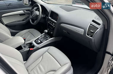 Позашляховик / Кросовер Audi Q5 2012 в  фото 55 Позашляховик / Кросовер Audi Q5 2012 в