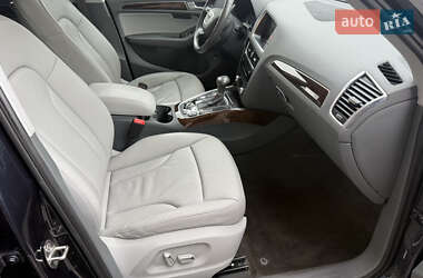 Внедорожник / Кроссовер Audi Q5 2015 в 