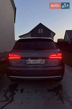 Позашляховик / Кросовер Audi Q5 2019 в 