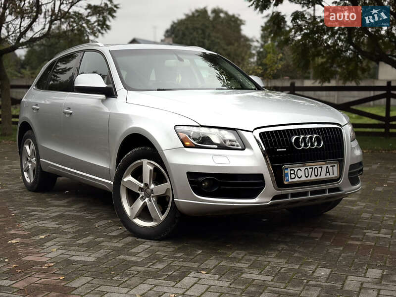 Позашляховик / Кросовер Audi Q5 2011 в 