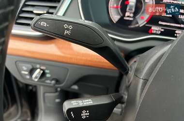 Позашляховик / Кросовер Audi Q5 2020 в 