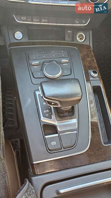 Внедорожник / Кроссовер Audi Q5 2019 в Ходорове