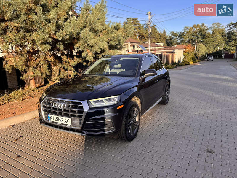 Позашляховик / Кросовер Audi Q5 2017 в Києві