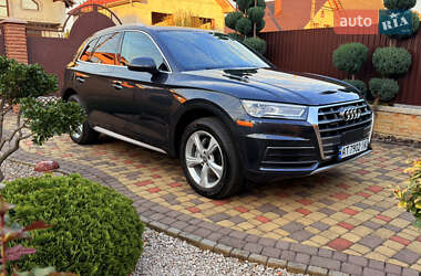 Позашляховик / Кросовер Audi Q5 2019 в  фото 4 Позашляховик / Кросовер Audi Q5 2019 в