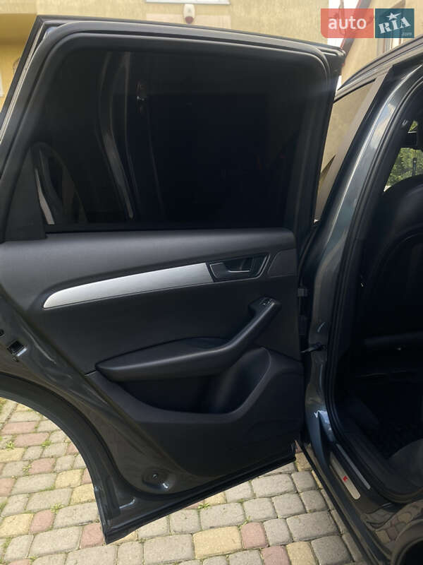 Внедорожник / Кроссовер Audi Q5 2012 в Львове фото 21 Внедорожник / Кроссовер Audi Q5 2012 в Львове