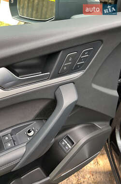 Позашляховик / Кросовер Audi Q5 2023 в  фото 29 Позашляховик / Кросовер Audi Q5 2023 в