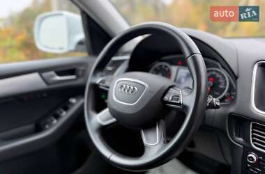 Позашляховик / Кросовер Audi Q5 2015 в  фото 27 Позашляховик / Кросовер Audi Q5 2015 в