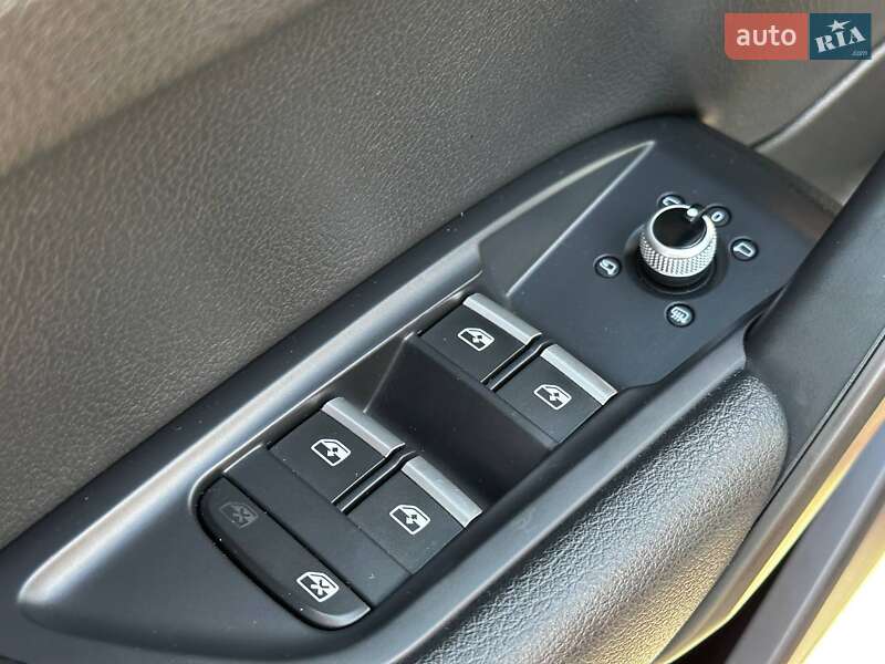 Позашляховик / Кросовер Audi Q5 2018 в Львові фото 17 Позашляховик / Кросовер Audi Q5 2018 в Львові