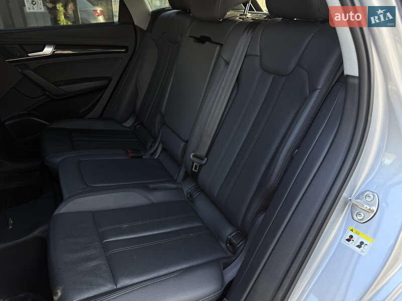 Внедорожник / Кроссовер Audi Q5 2018 в Ивано-Франковске фото 19 Внедорожник / Кроссовер Audi Q5 2018 в Ивано-Франковске