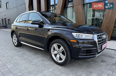 Внедорожник / Кроссовер Audi Q5 2017 в Луцке
