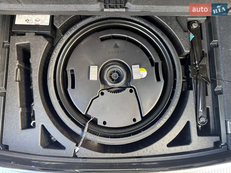 Внедорожник / Кроссовер Audi Q5 2019 в Киеве