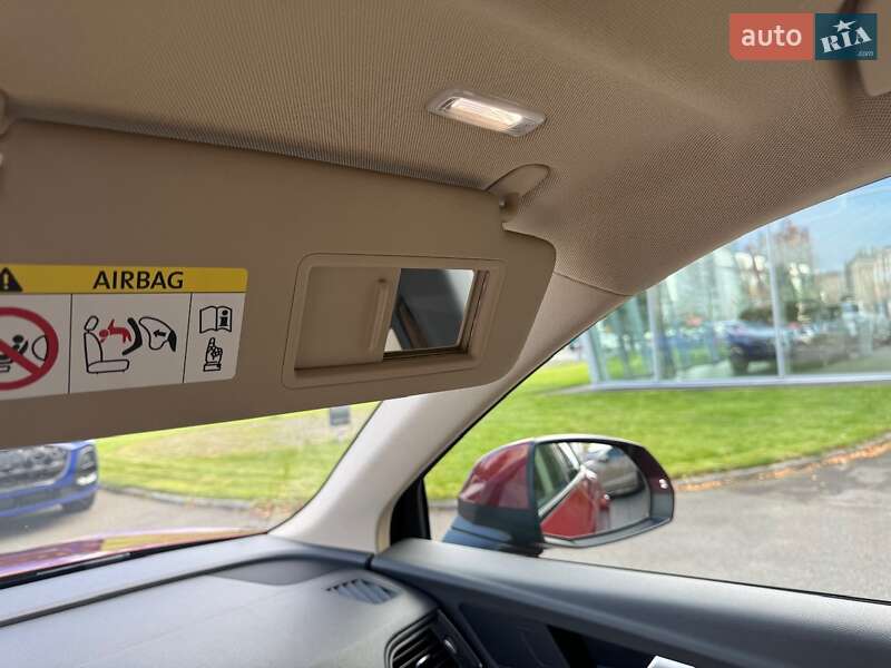 Внедорожник / Кроссовер Audi Q5 2019 в Киеве