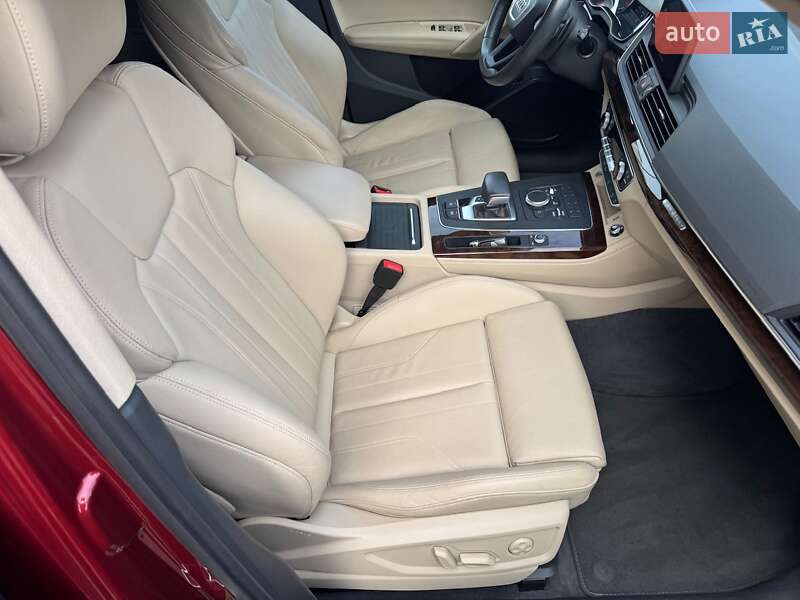 Внедорожник / Кроссовер Audi Q5 2019 в Киеве