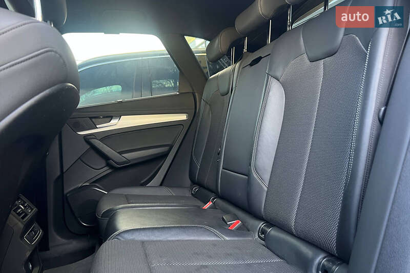 Позашляховик / Кросовер Audi Q5 2020 в Івано-Франківську фото 18 Позашляховик / Кросовер Audi Q5 2020 в Івано-Франківську