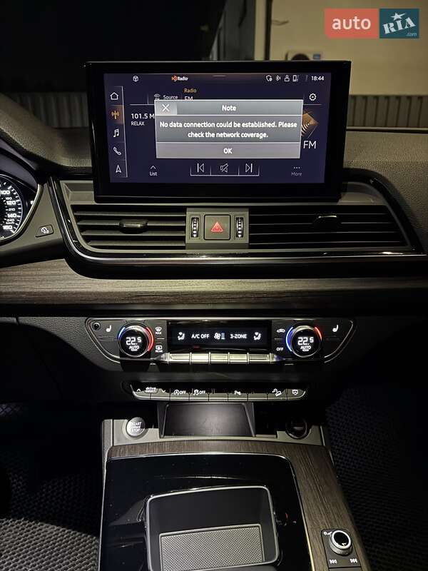 Позашляховик / Кросовер Audi Q5 2021 в Києві