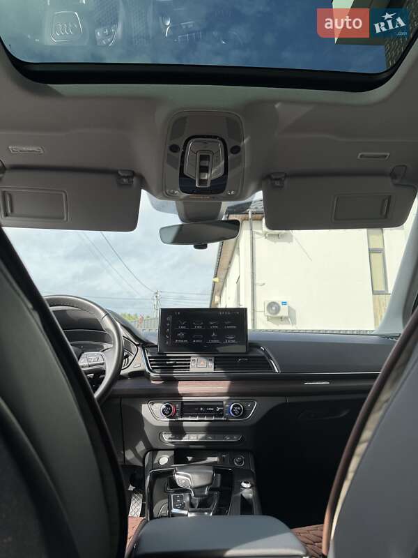 Позашляховик / Кросовер Audi Q5 2021 в Києві
