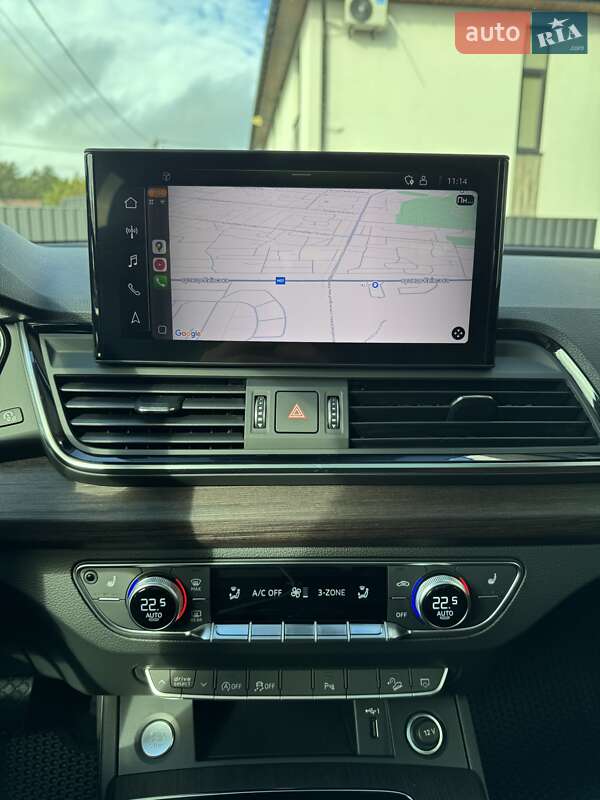 Позашляховик / Кросовер Audi Q5 2021 в Києві