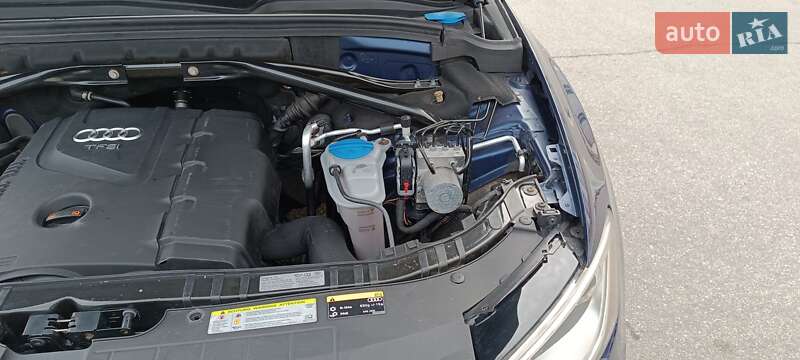 Внедорожник / Кроссовер Audi Q5 2013 в Желтых Водах