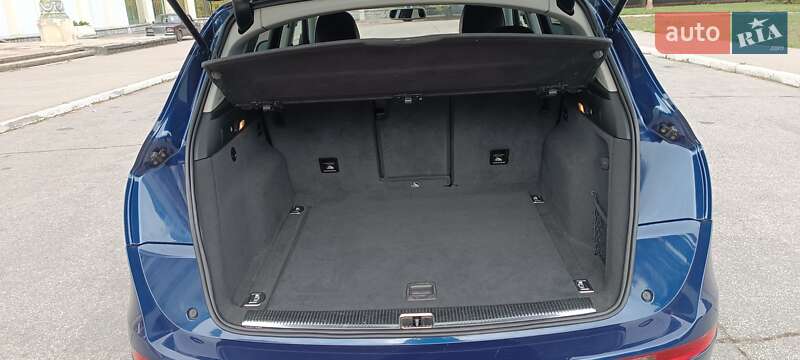 Внедорожник / Кроссовер Audi Q5 2013 в Желтых Водах