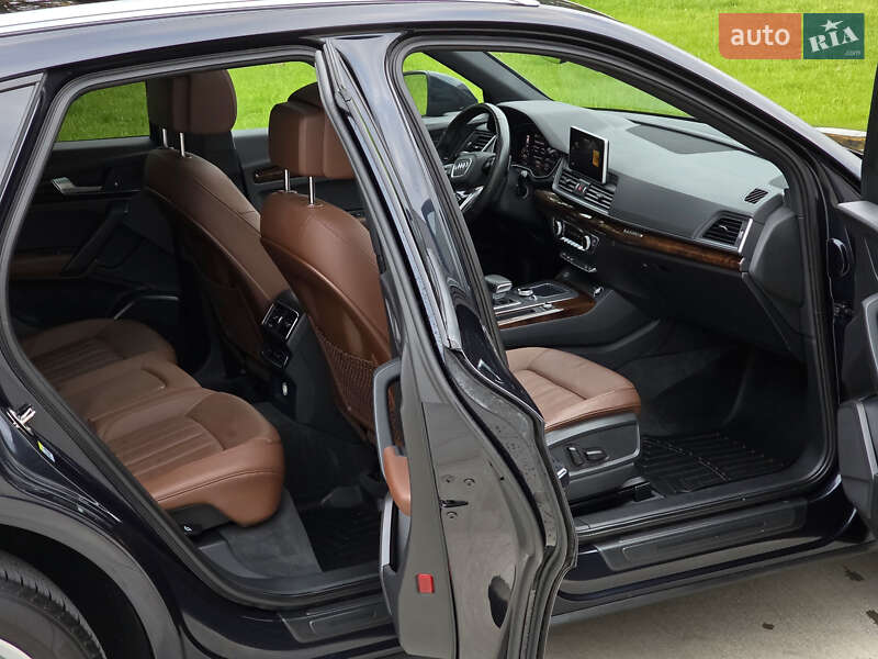 Позашляховик / Кросовер Audi Q5 2018 в Луцьку фото 17 Позашляховик / Кросовер Audi Q5 2018 в Луцьку