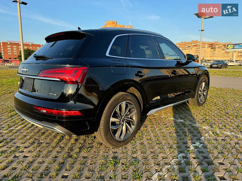 Позашляховик / Кросовер Audi Q5 2021 в Одесі