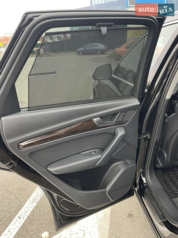 Позашляховик / Кросовер Audi Q5 2018 в Києві фото 32 Позашляховик / Кросовер Audi Q5 2018 в Києві