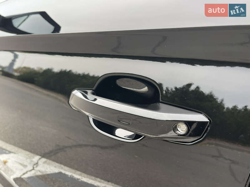 Позашляховик / Кросовер Audi Q5 2018 в Києві фото 38 Позашляховик / Кросовер Audi Q5 2018 в Києві