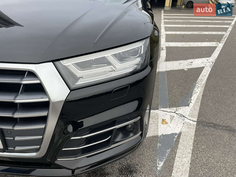 Позашляховик / Кросовер Audi Q5 2018 в Києві фото 40 Позашляховик / Кросовер Audi Q5 2018 в Києві