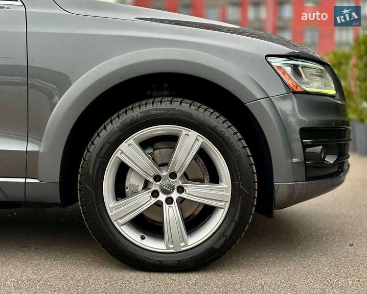 Позашляховик / Кросовер Audi Q5 2016 в Києві