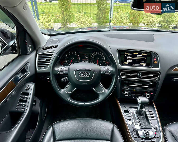 Позашляховик / Кросовер Audi Q5 2016 в Києві