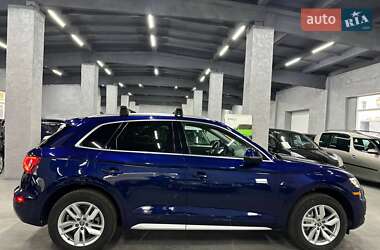 Внедорожник / Кроссовер Audi Q5 2019 в 