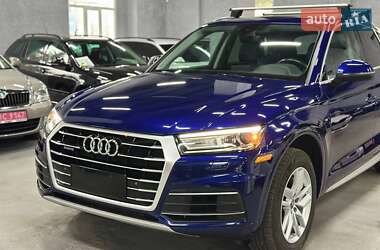 Внедорожник / Кроссовер Audi Q5 2019 в 