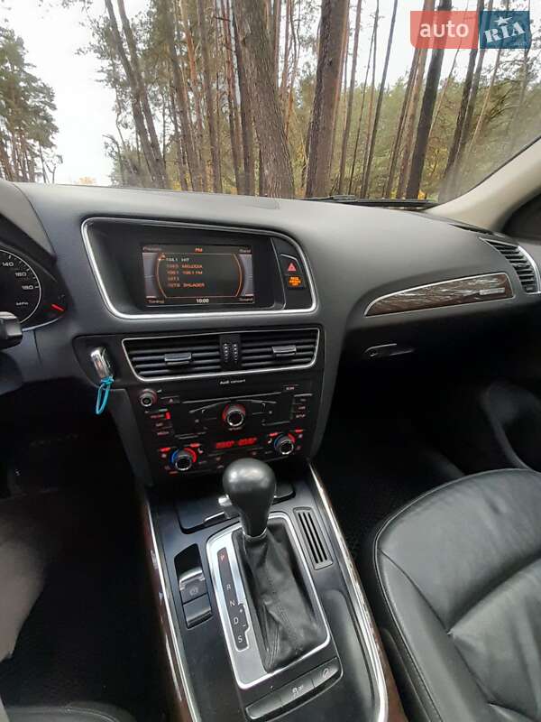 Позашляховик / Кросовер Audi Q5 2010 в Черкасах