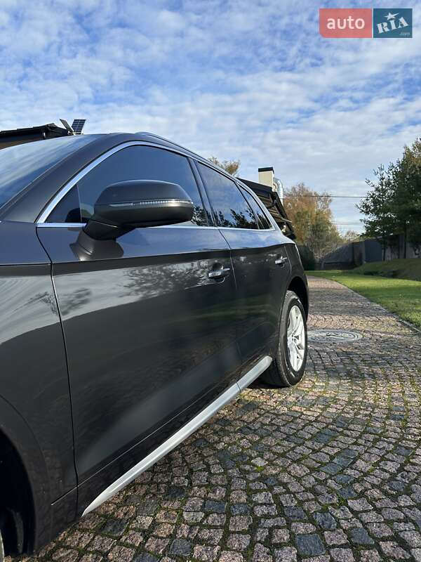 Позашляховик / Кросовер Audi Q5 2018 в Львові фото 44 Позашляховик / Кросовер Audi Q5 2018 в Львові