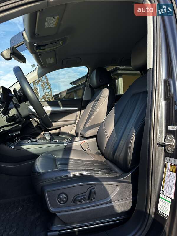 Позашляховик / Кросовер Audi Q5 2018 в Львові фото 51 Позашляховик / Кросовер Audi Q5 2018 в Львові