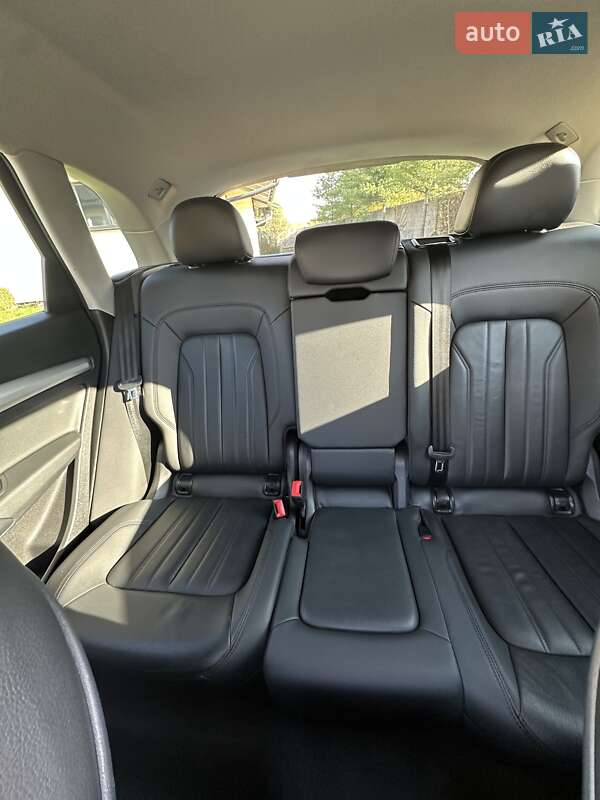 Позашляховик / Кросовер Audi Q5 2018 в Львові фото 58 Позашляховик / Кросовер Audi Q5 2018 в Львові