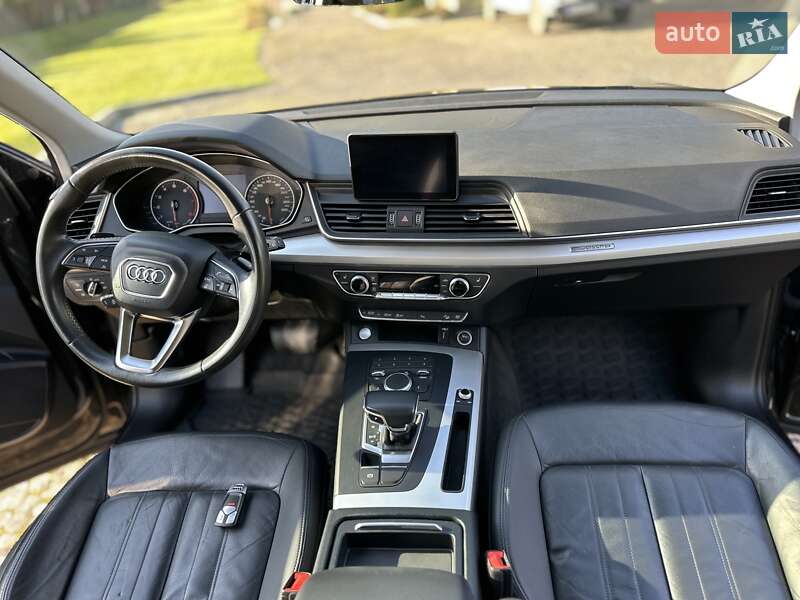 Позашляховик / Кросовер Audi Q5 2018 в Львові фото 76 Позашляховик / Кросовер Audi Q5 2018 в Львові